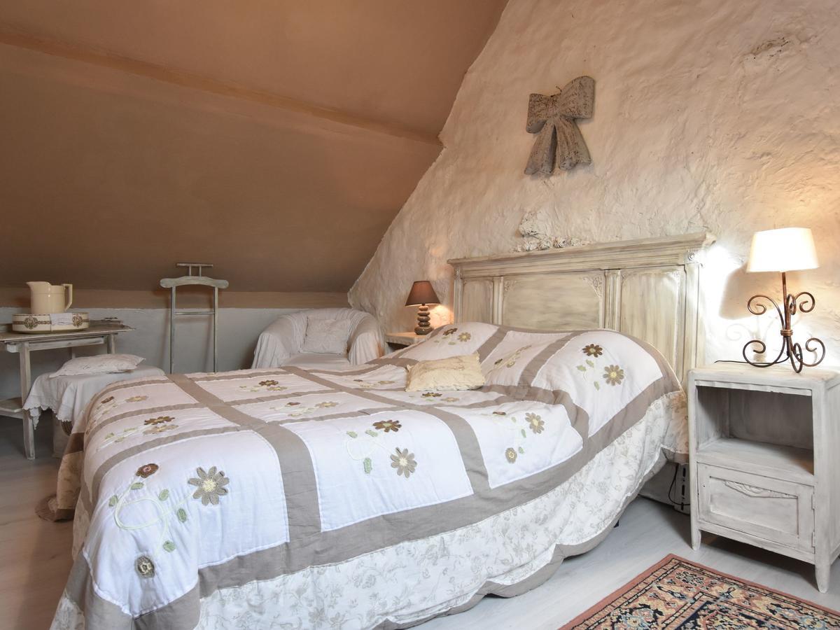 Charming Holiday Home Mezy-Moulins Exterior photo